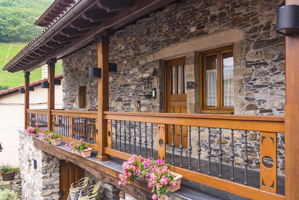 דירות Pola de Allande Casa Gayon מראה חיצוני תמונה